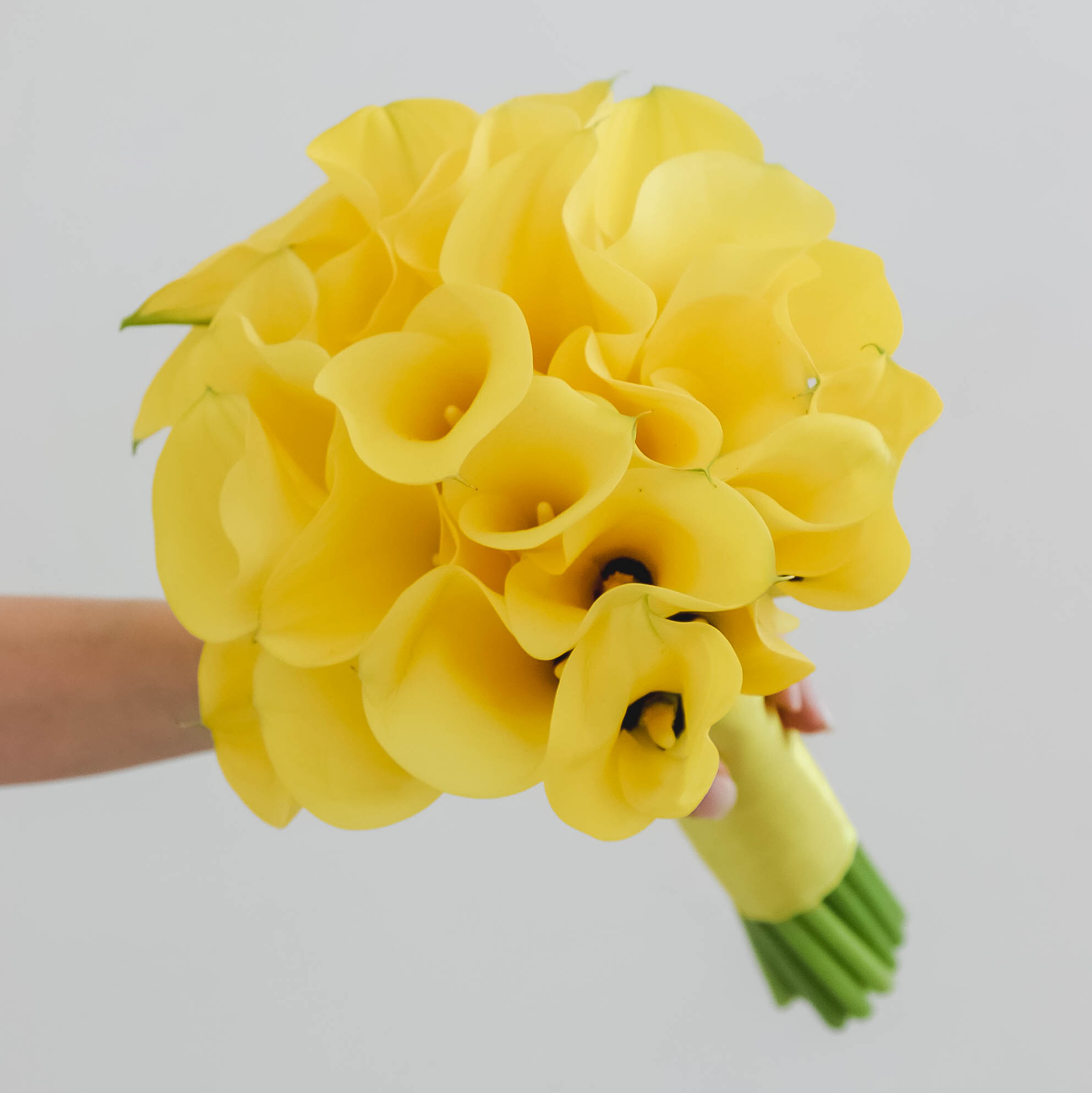 Свадебный букет из желтых калл LEMON