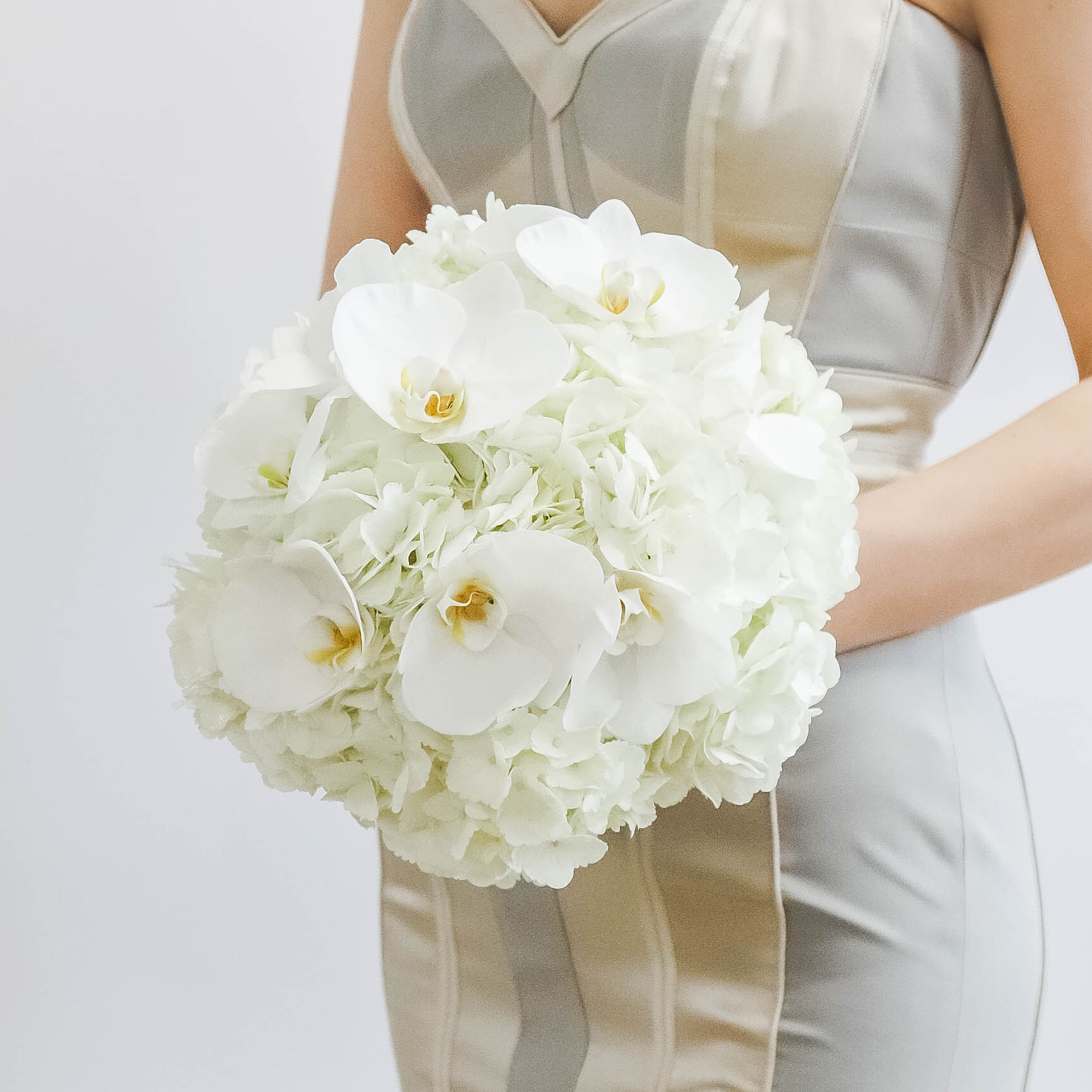 Cвадебный букет из орхидей и гортензий WHITE