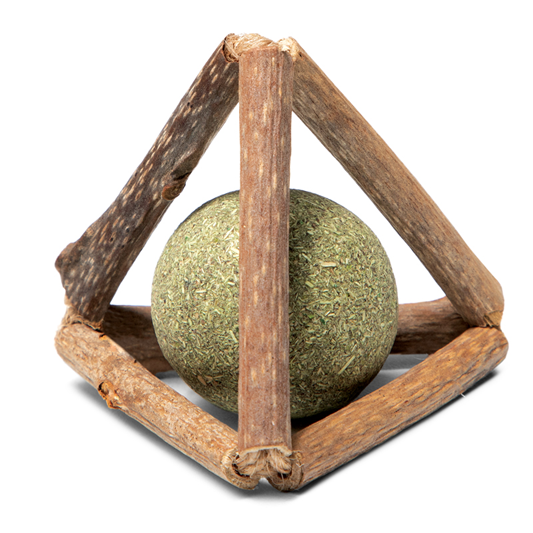 Triol Игрушка для кошек из мататаби "Треугольник с кошачьей мятой", 50мм, серия NATURAL