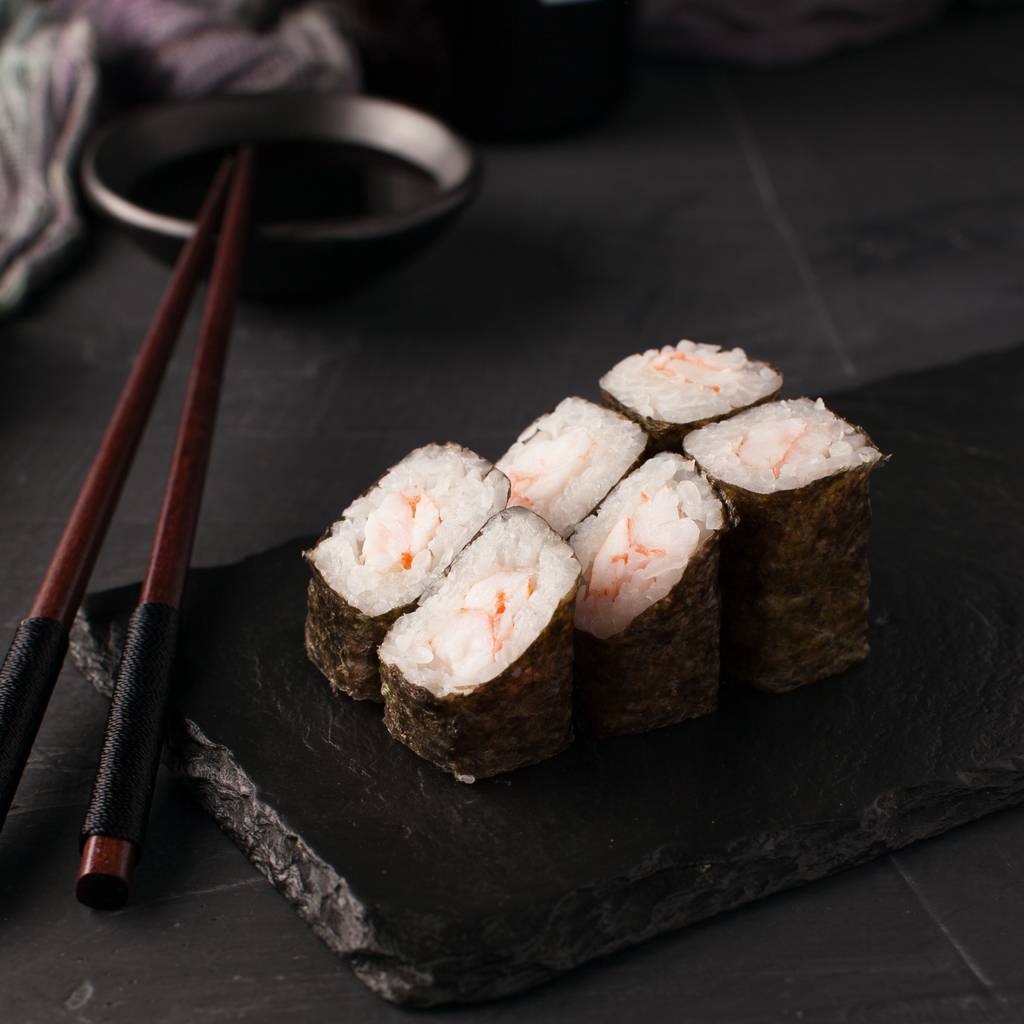 РОЛЛ С КРЕВЕТКОЙ