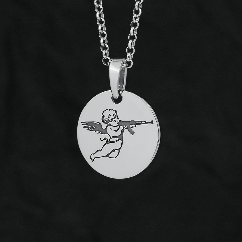 Круглый кулон "Ангел с автоматом"