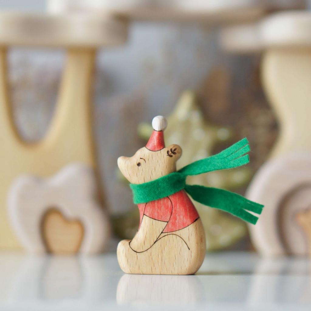 Winnie the Pooh Christmas design wooden toy