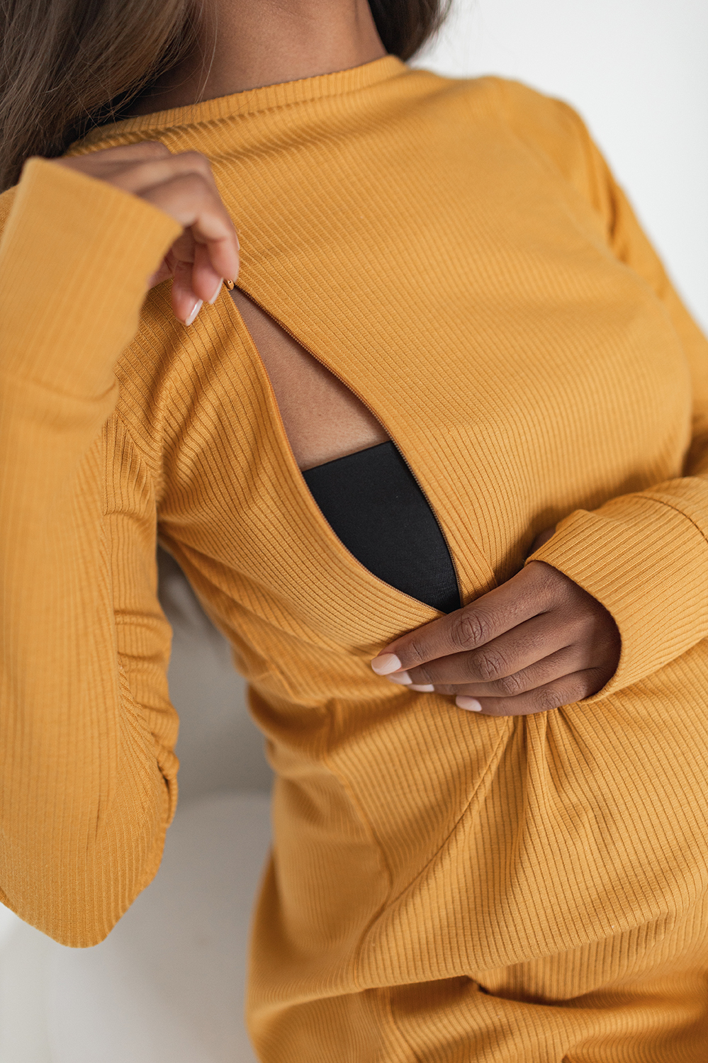 Горчичный лонгслив с секретом для кормления «лапша» FOR BEST MAMA