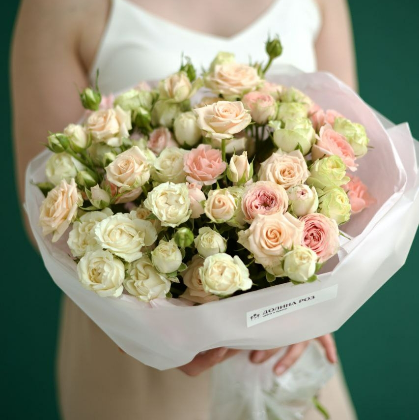 БУКЕТ-МИКС ИЗ КУСТОВЫХ РОЗ