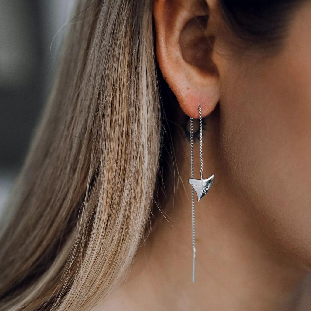 Серьги-подвески Акулий зуб (Ag 925)