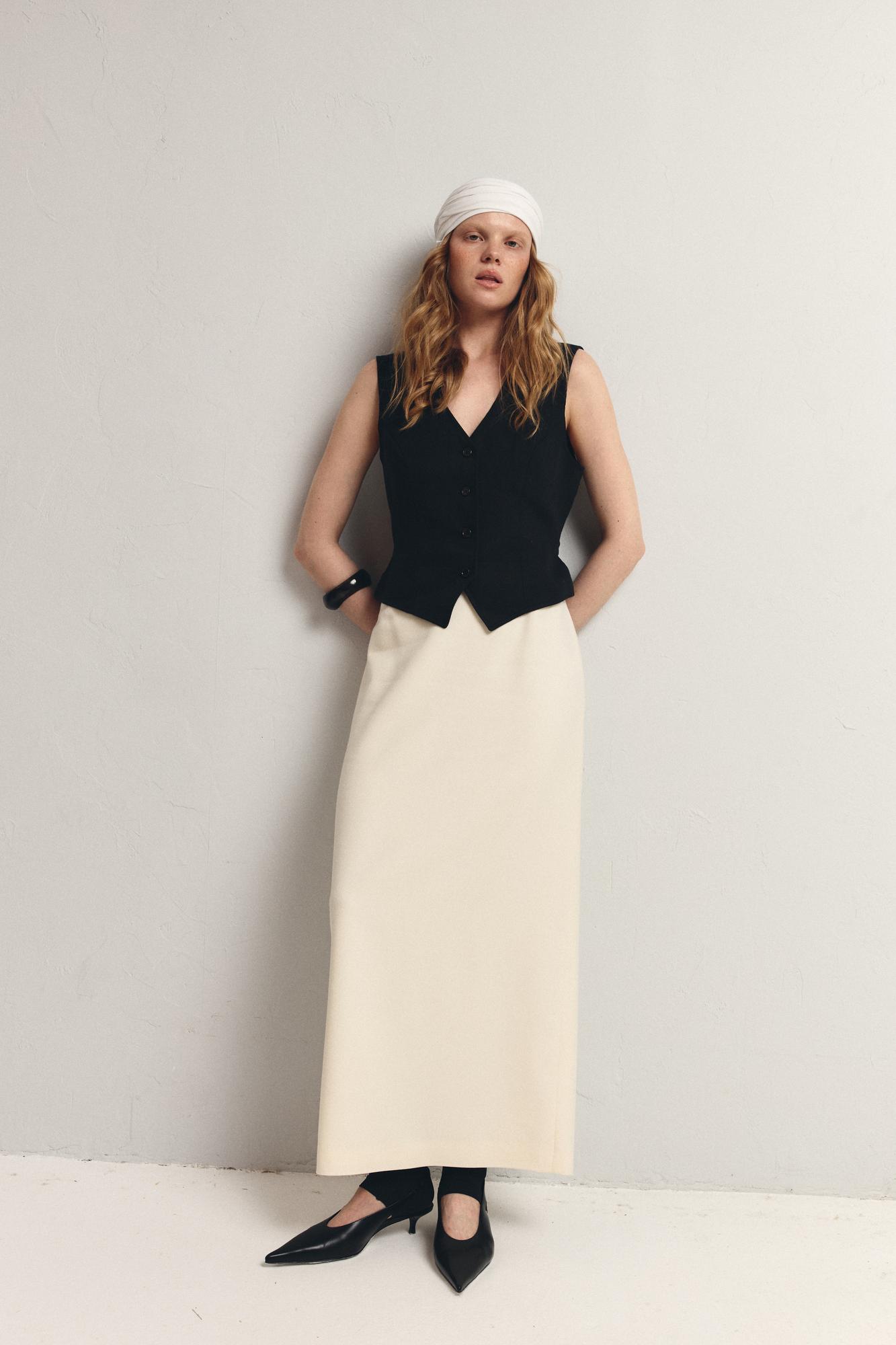 Жилет Amara черный