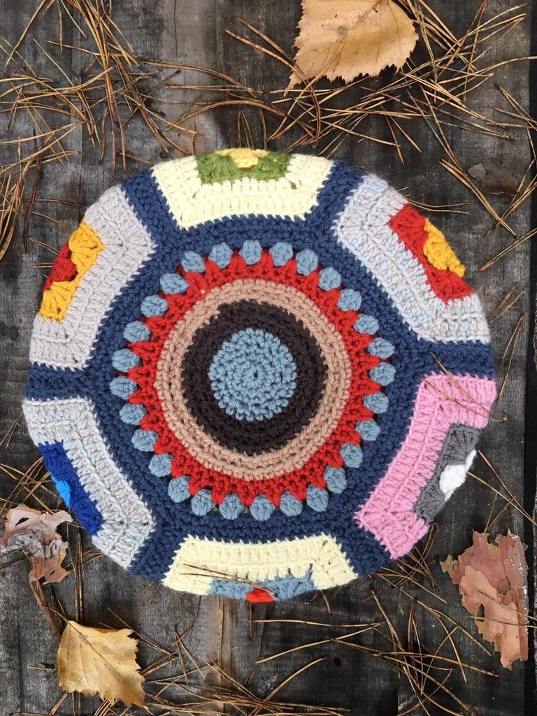 Берет кроше разноцветный