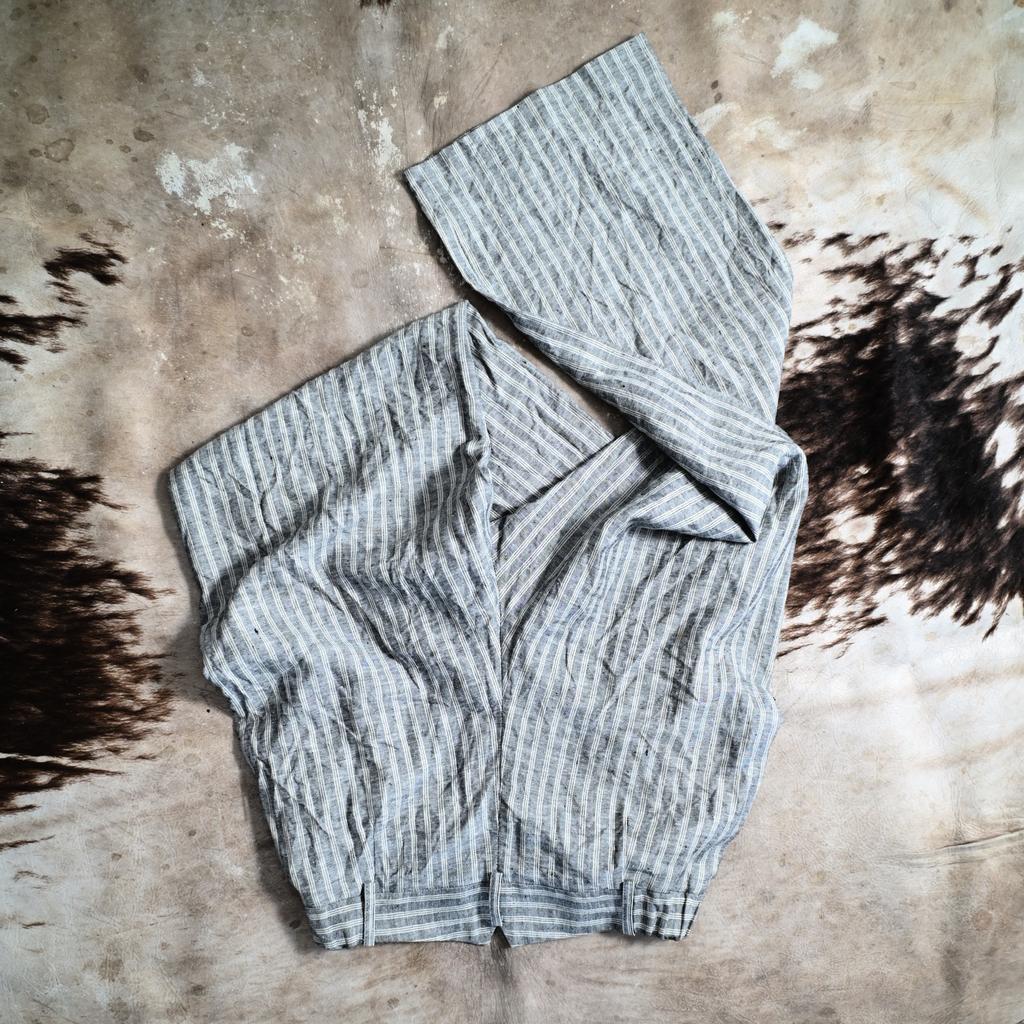 Basic trousers #1 in striped grey linen