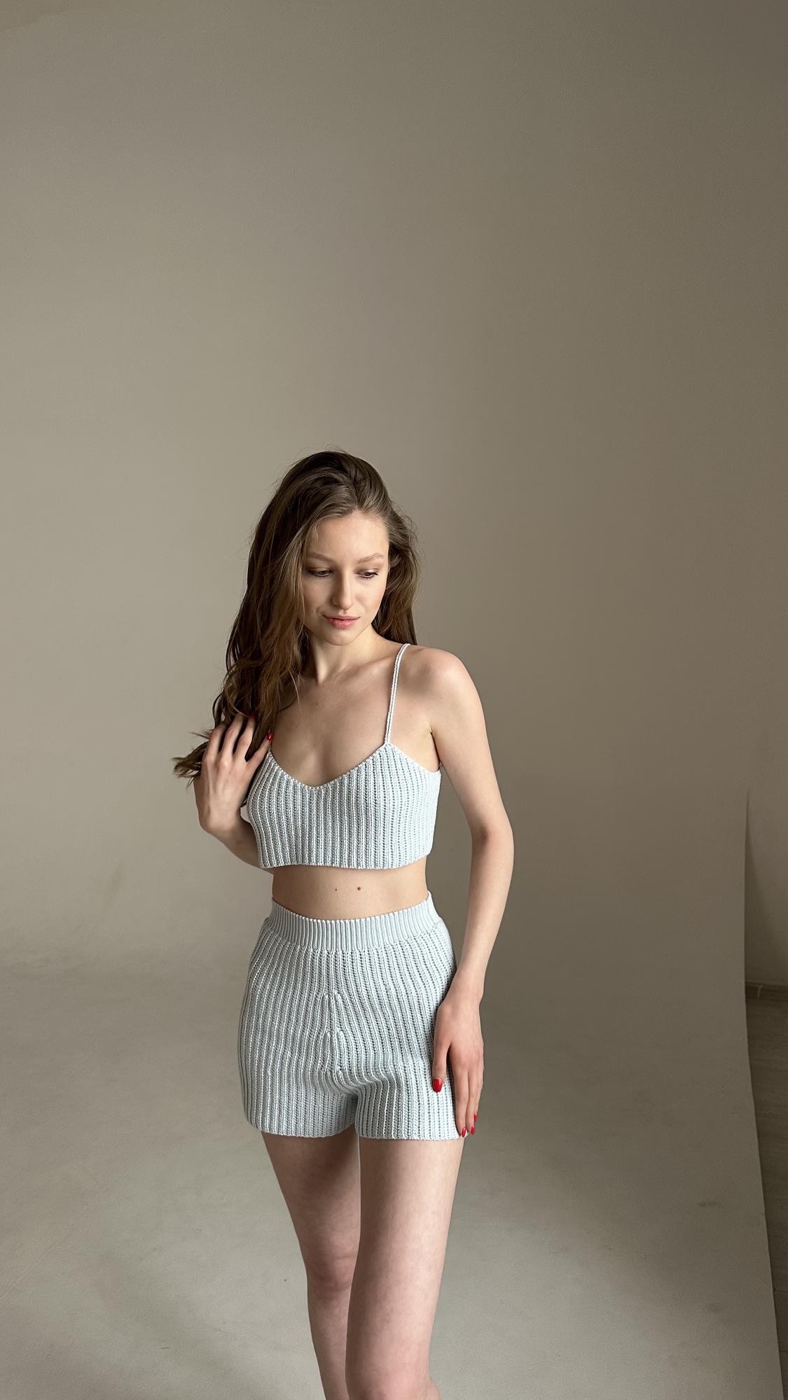 Базовый комплект с шортами