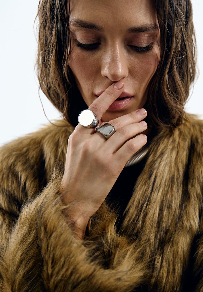 Кольцо round signet silver