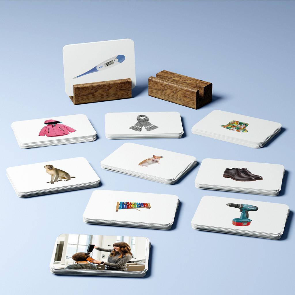 Набор №2 развивающих карточек с подставками для детей Монтессори