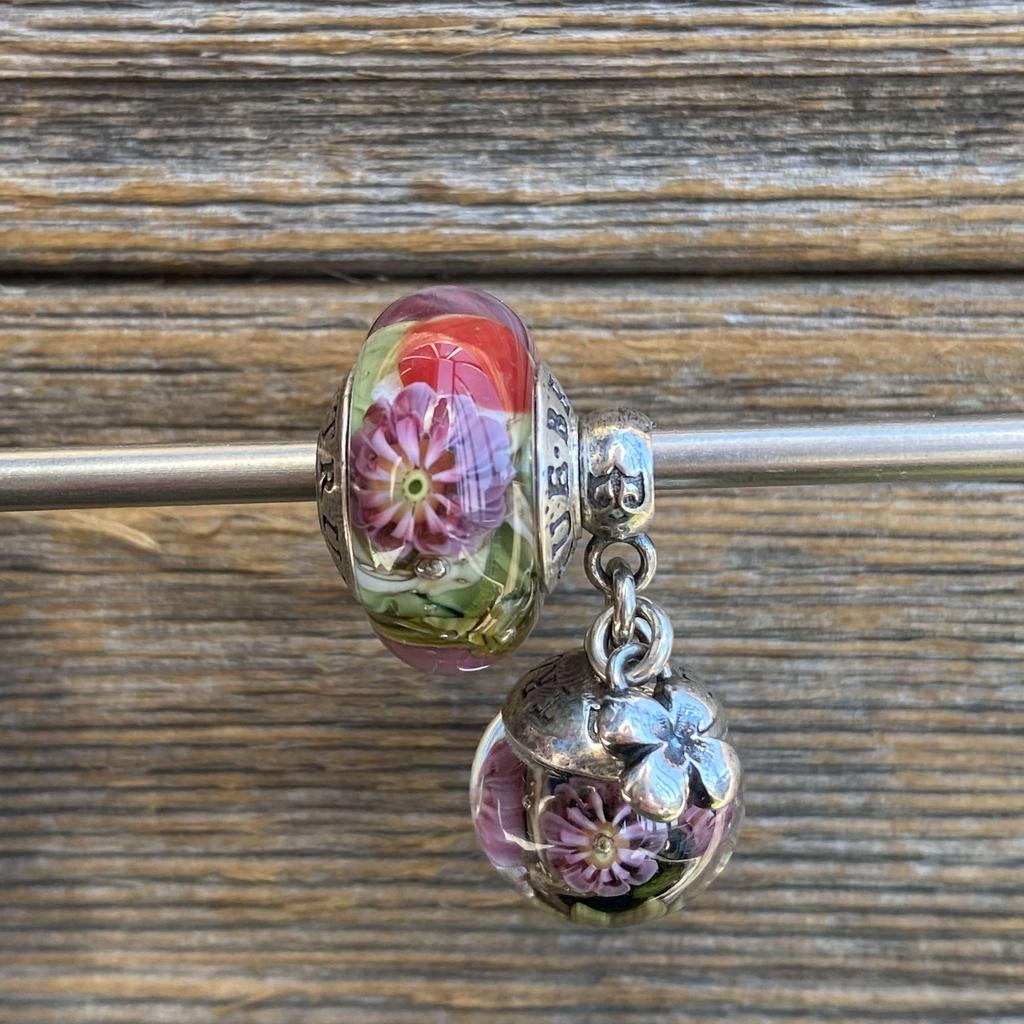 AQUARIUM  SET 6 purple dream flowers (different background)