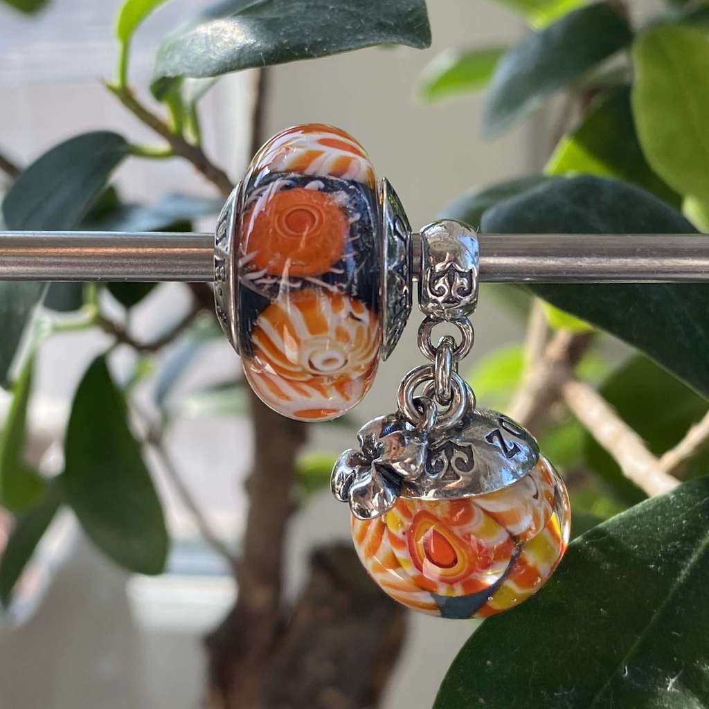 AQUARIUM SET 16 orange on opal grey