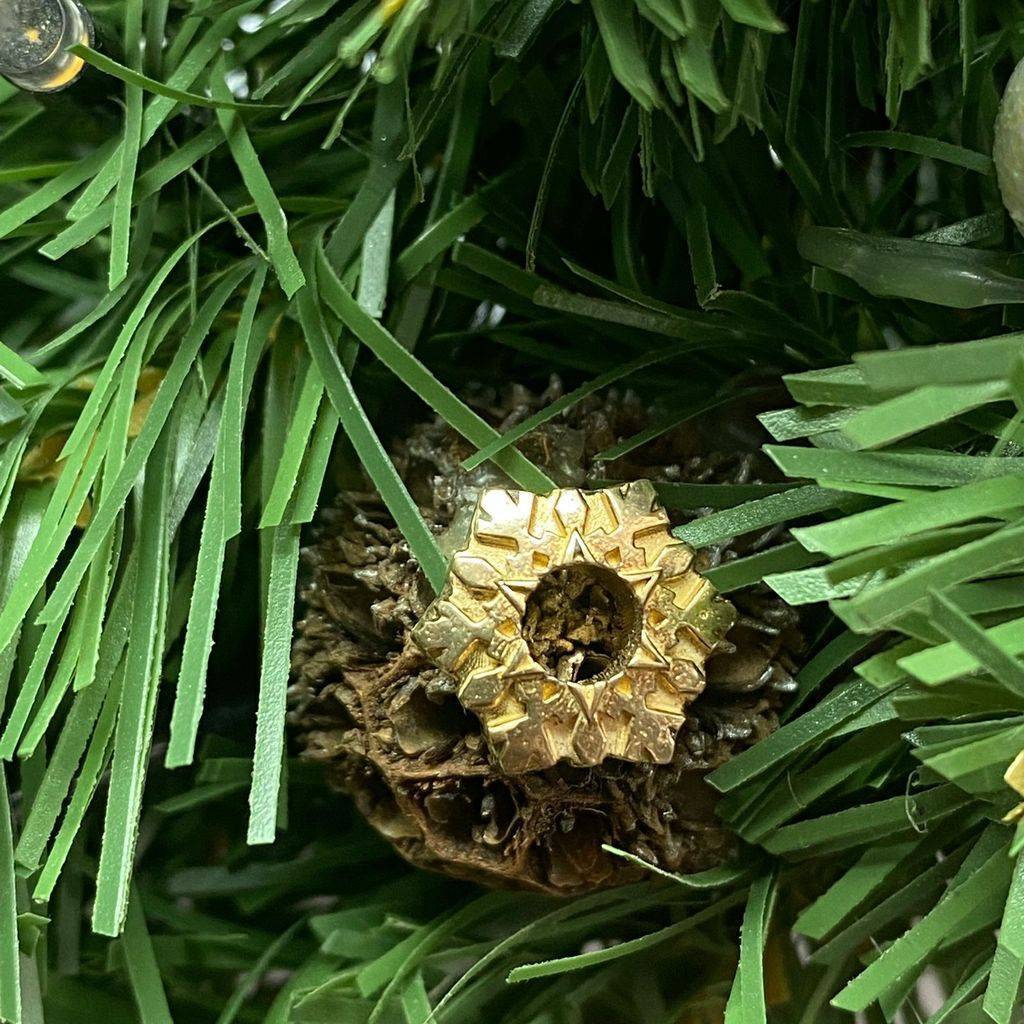 MTO Snowflake Gold