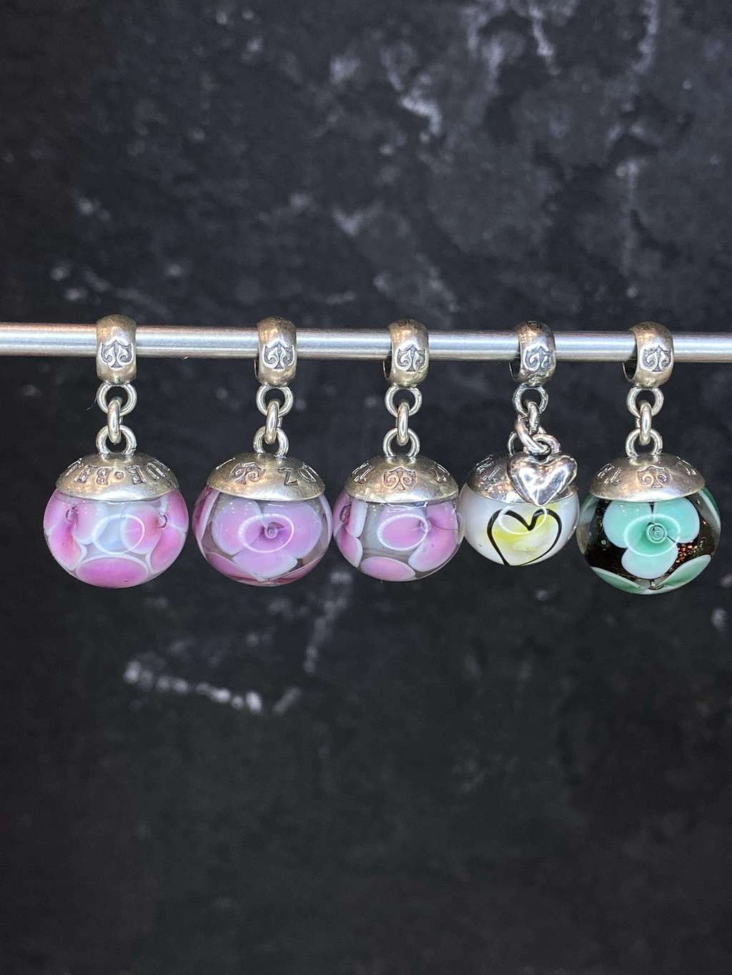 DANGLES SUNDAY Row 27