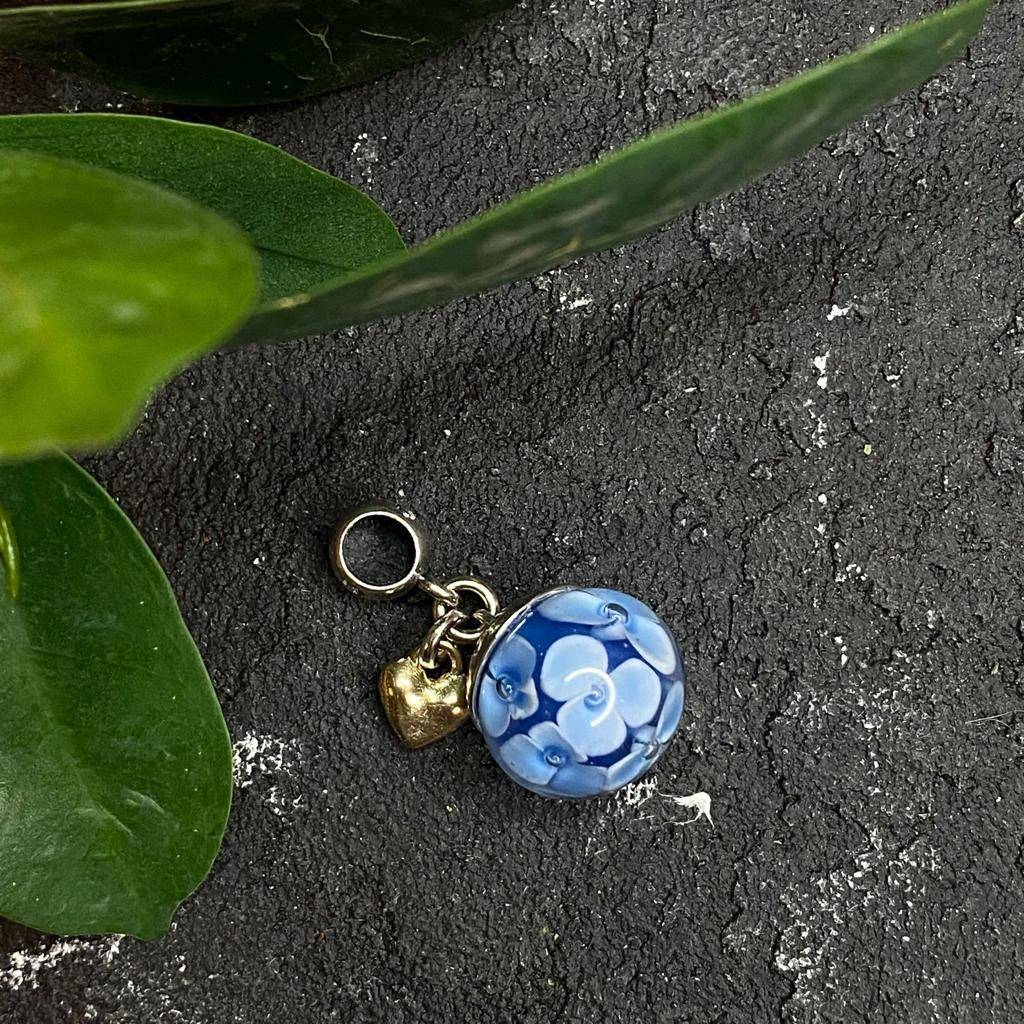 MTO GOLD dangle with GOLD heart