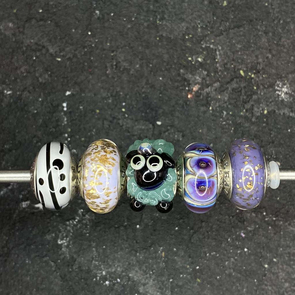 BEADS Sun Row 21