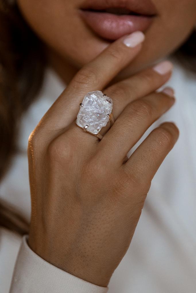 Кольцо с горным хрусталем