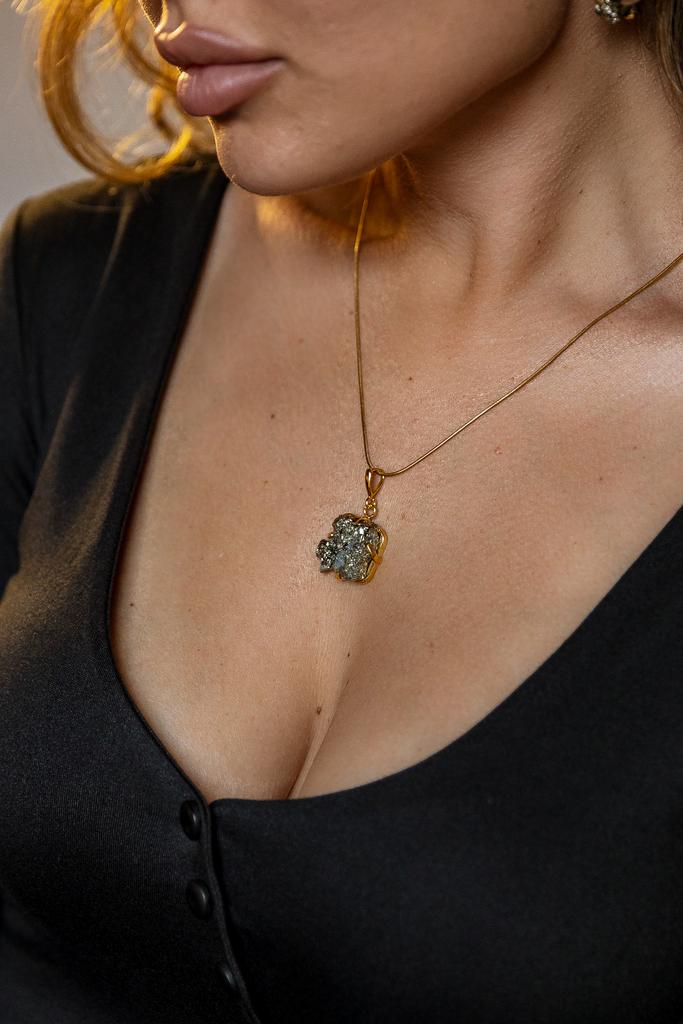 Подвеска с пиритом