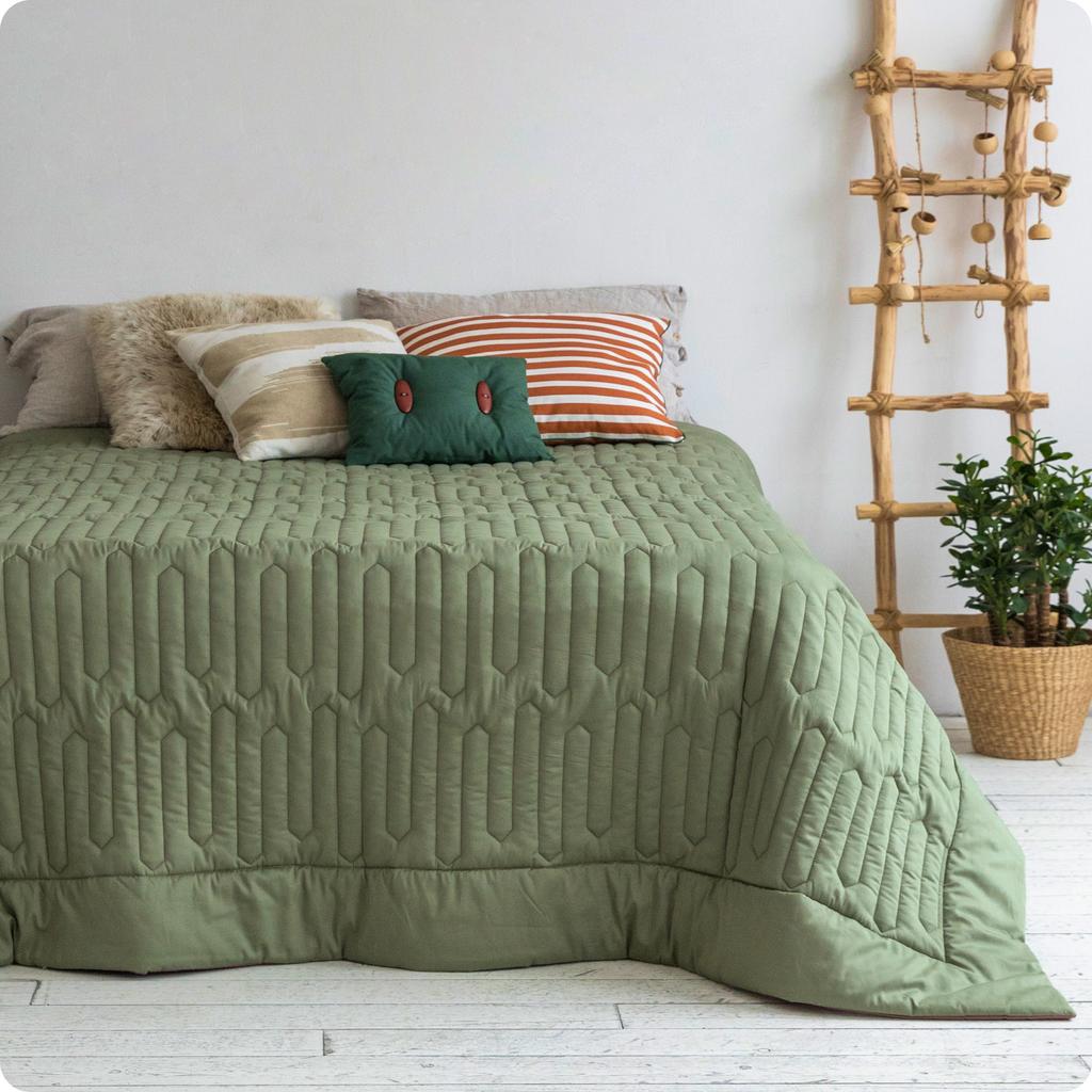 NATURE GREEN, покрывало на кровать стеганое из сатинового хлопка, цвет зеленый