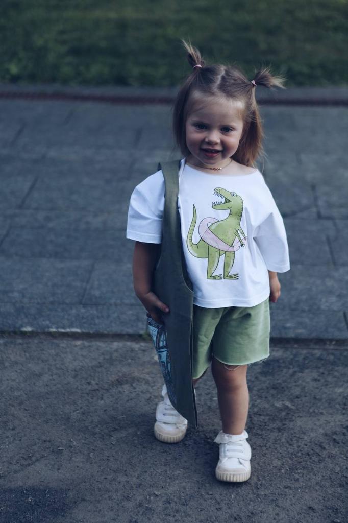 Шорты зеленые