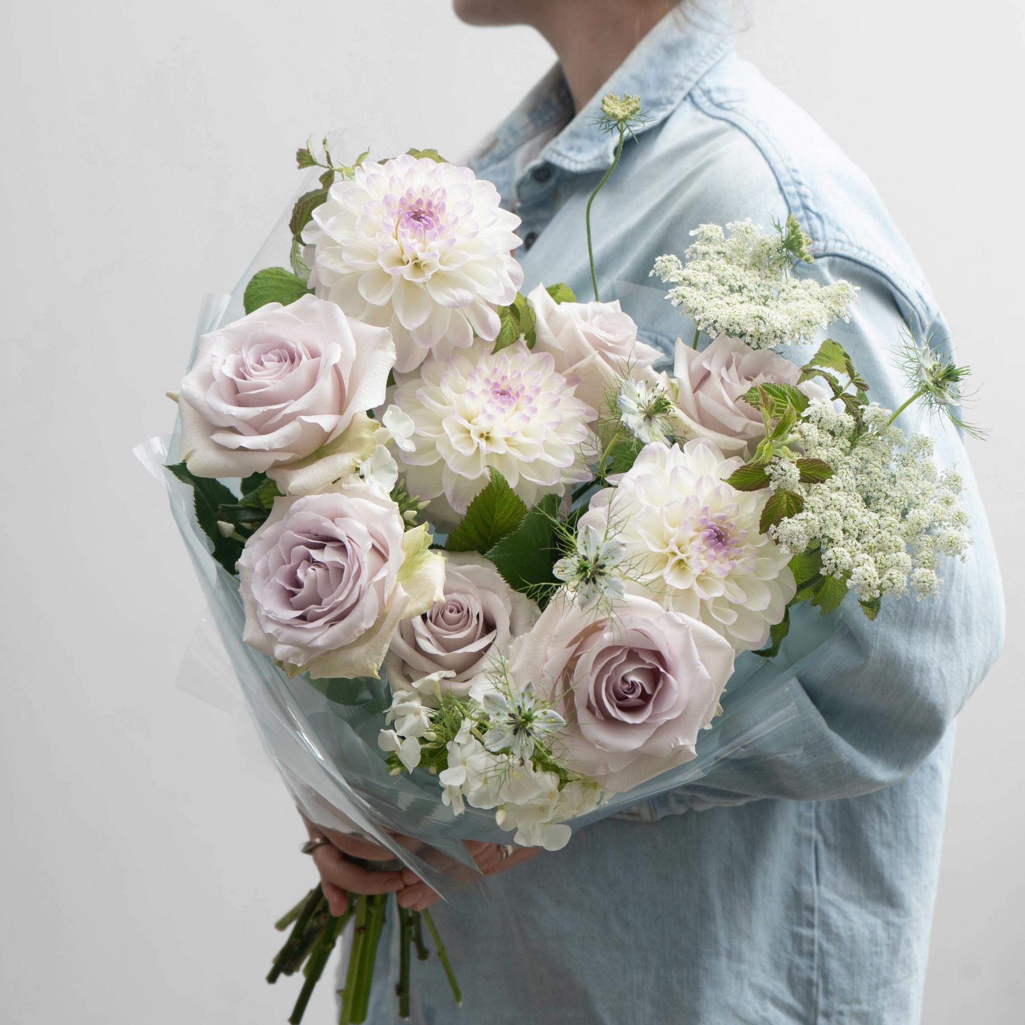 Авторский букет "Касание"