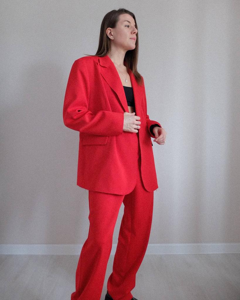 Видеопроцесс пошива жакета АРИАДНА