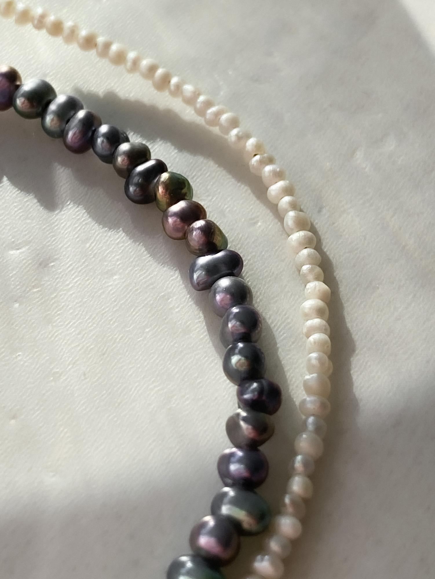 Серебряное колье-чокер с культивированным жемчугом