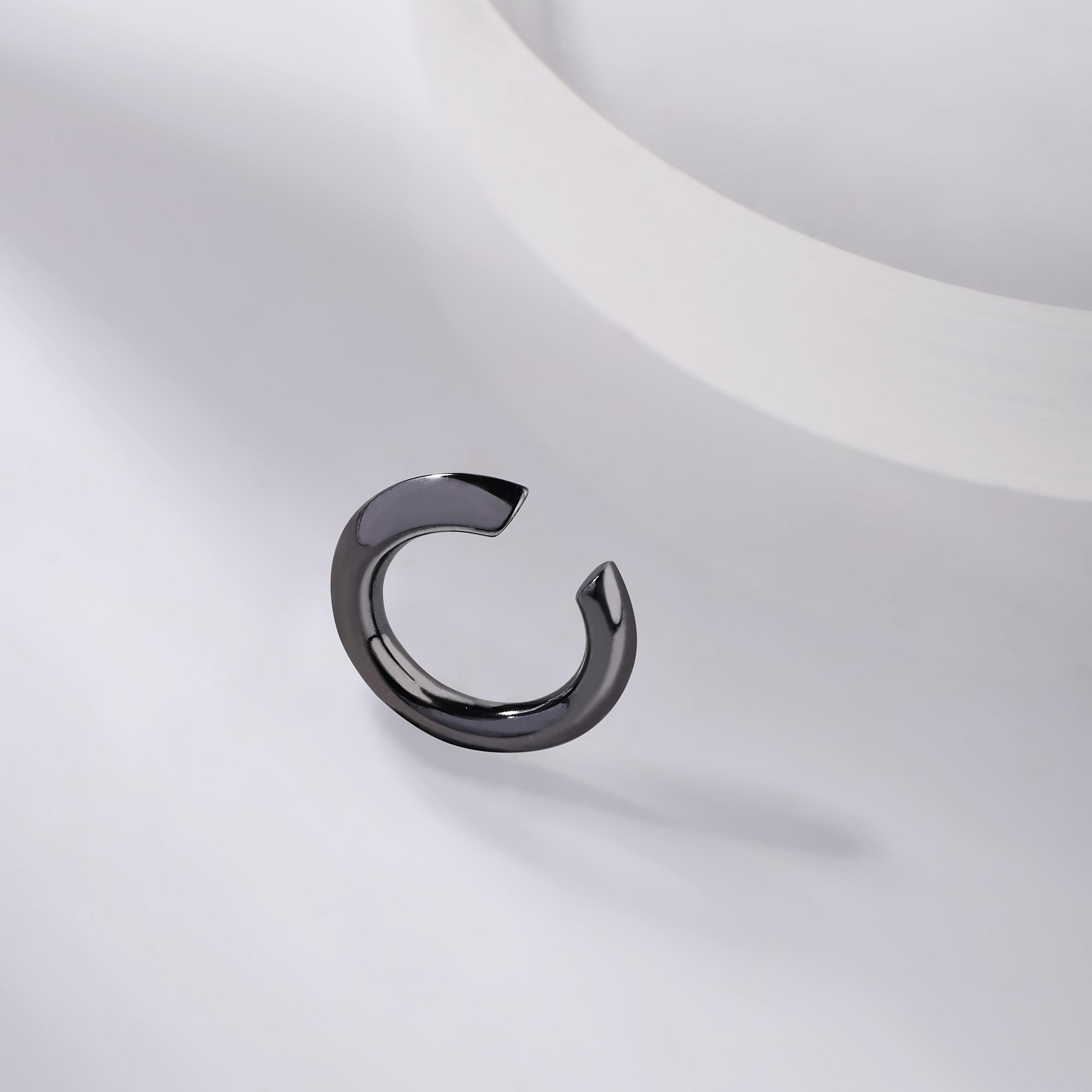 Кафф Треугольник-Круг чёрный родий