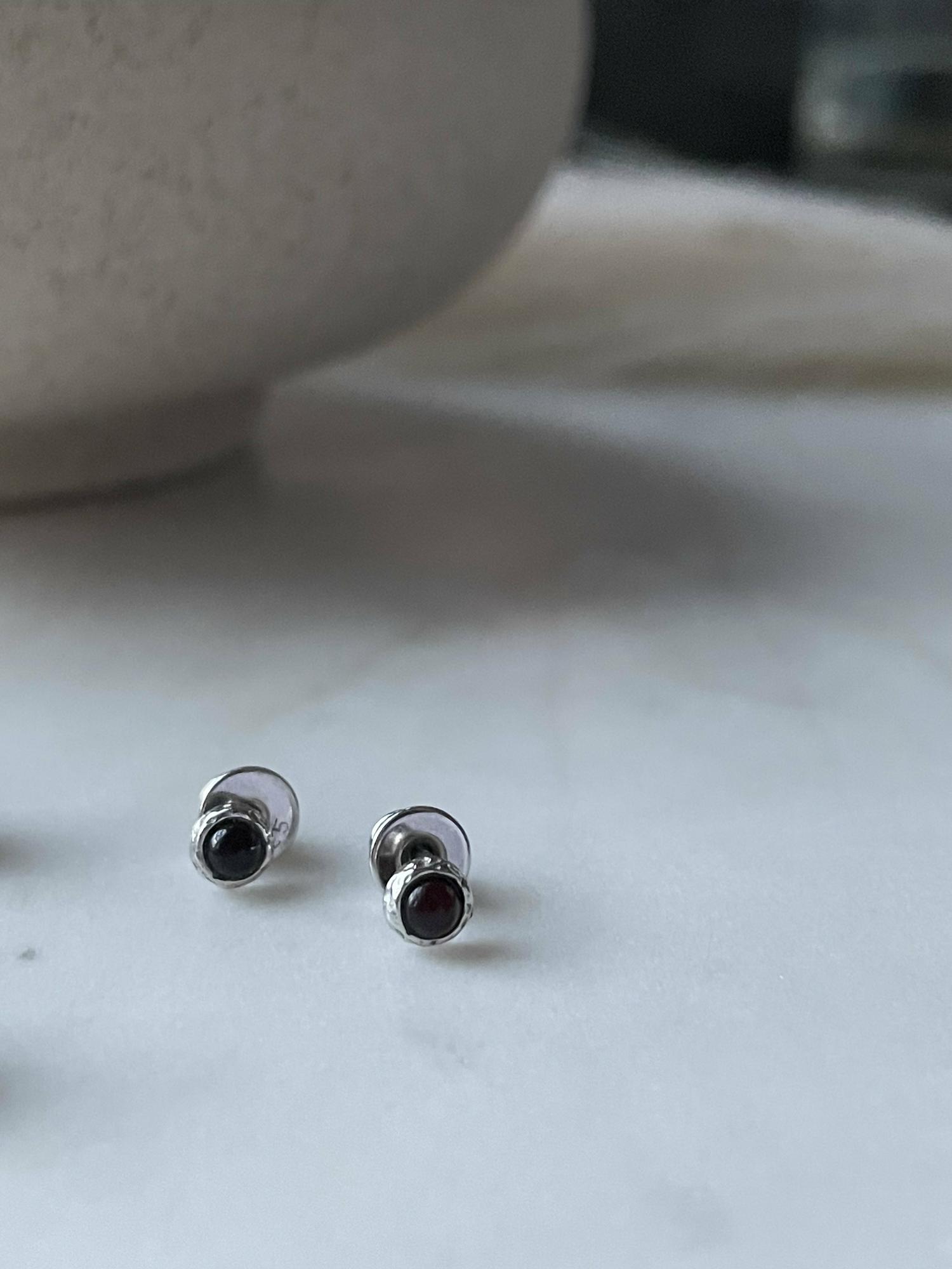 Пусеты E20001RV с натуральным янтарем