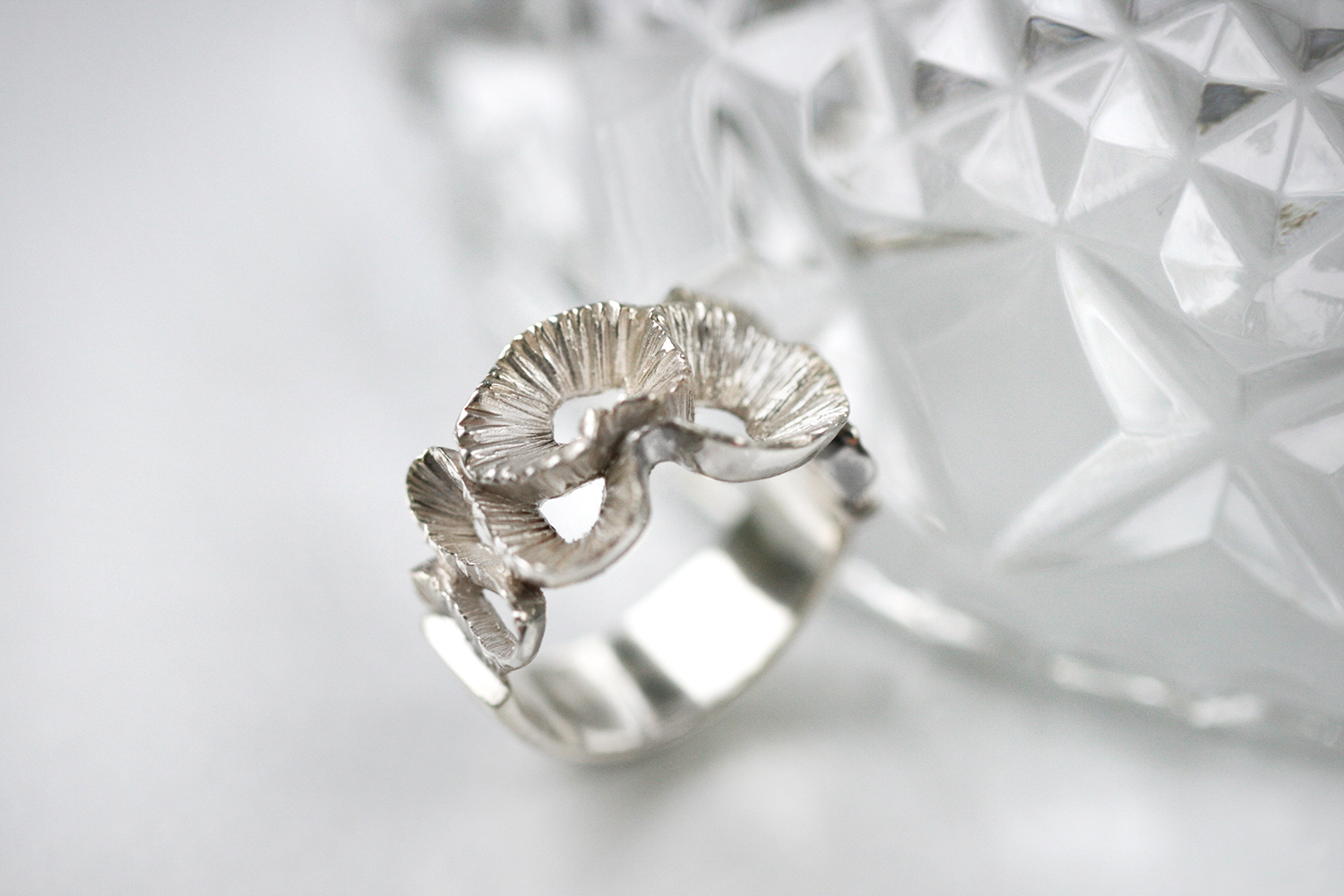 Кольцо Коралл