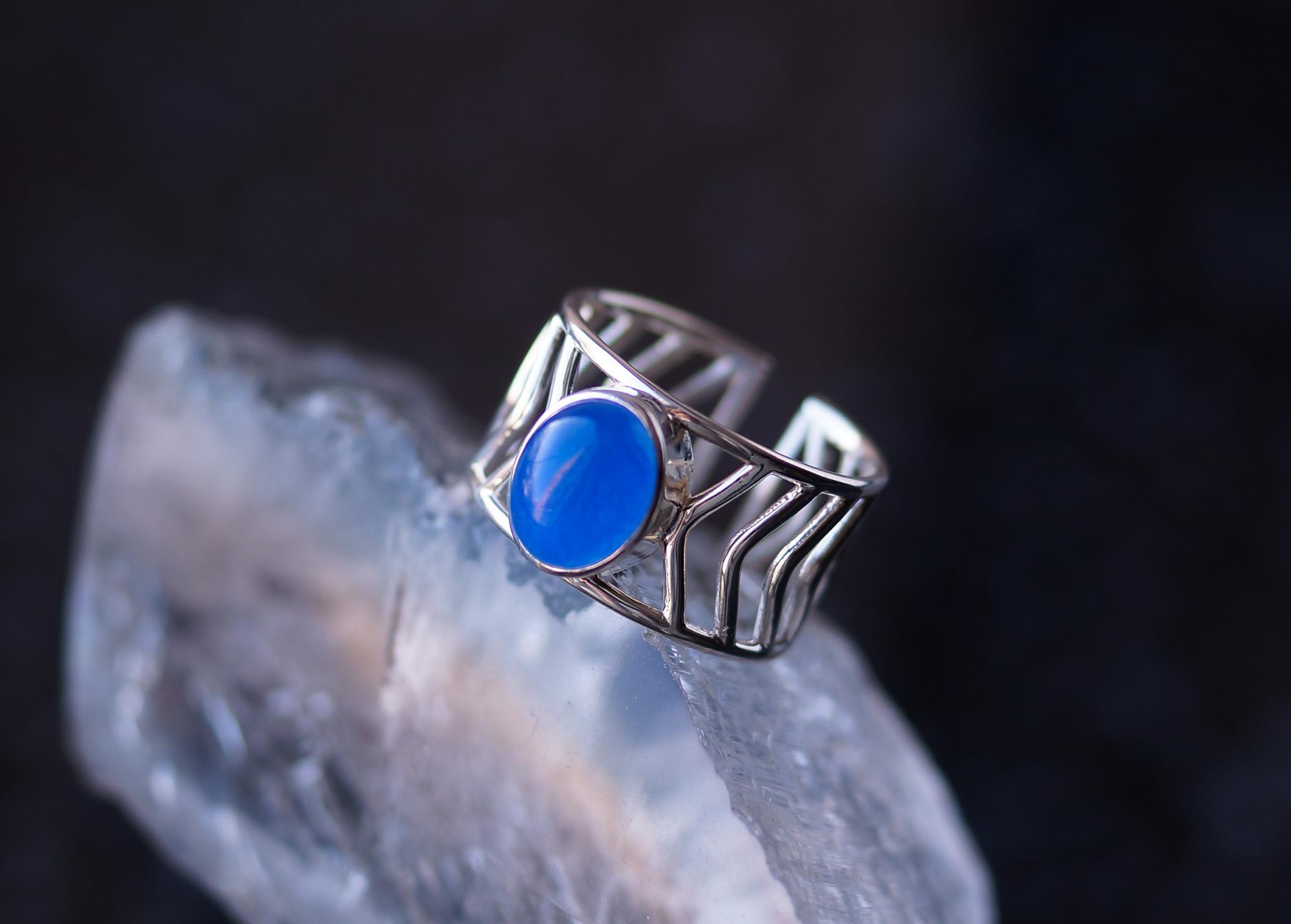 КОЛЬЦО СТРЕЛА С ЖАДЕИТОМ