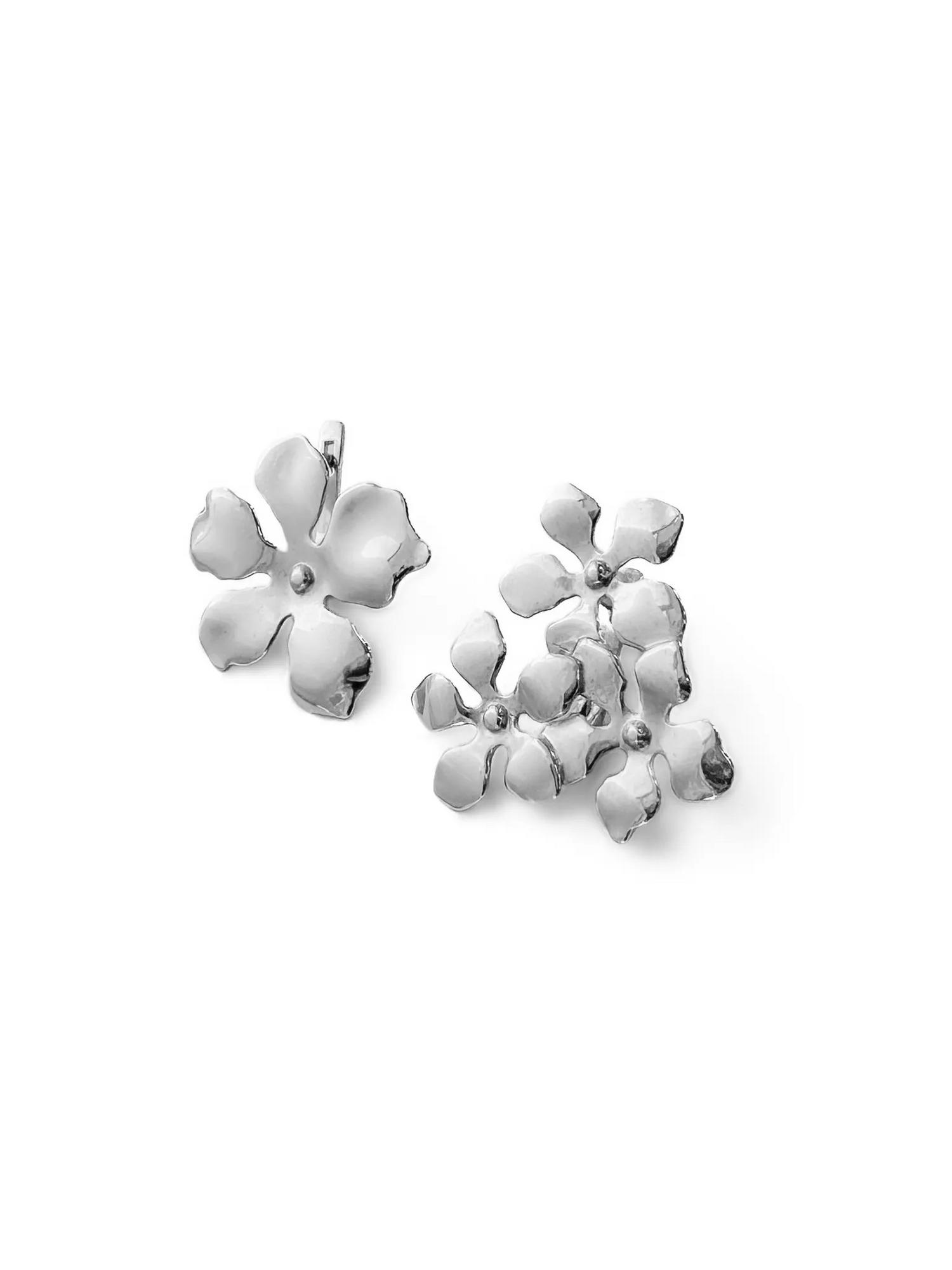 Серебряные ассиметричные серьги "Flower"