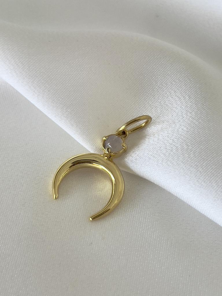 Pendant "Moon via Moon Stone"