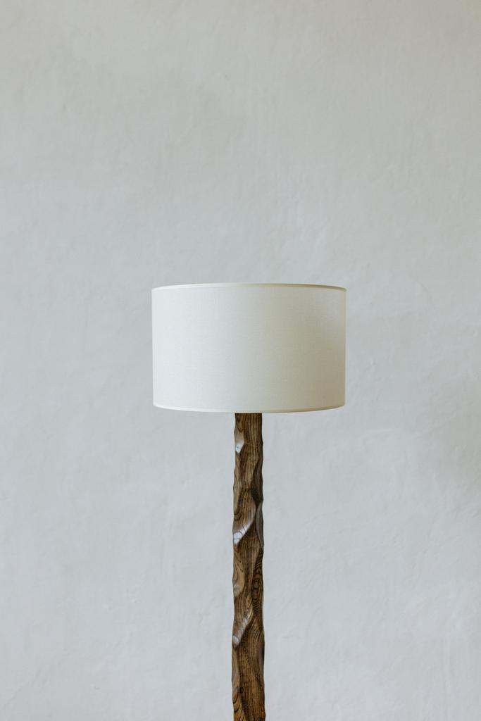 Лампа напольная