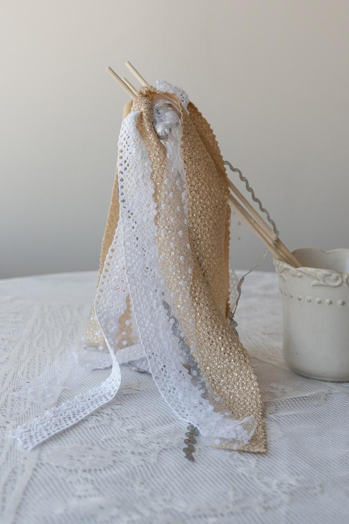 Колокольчик на палочке