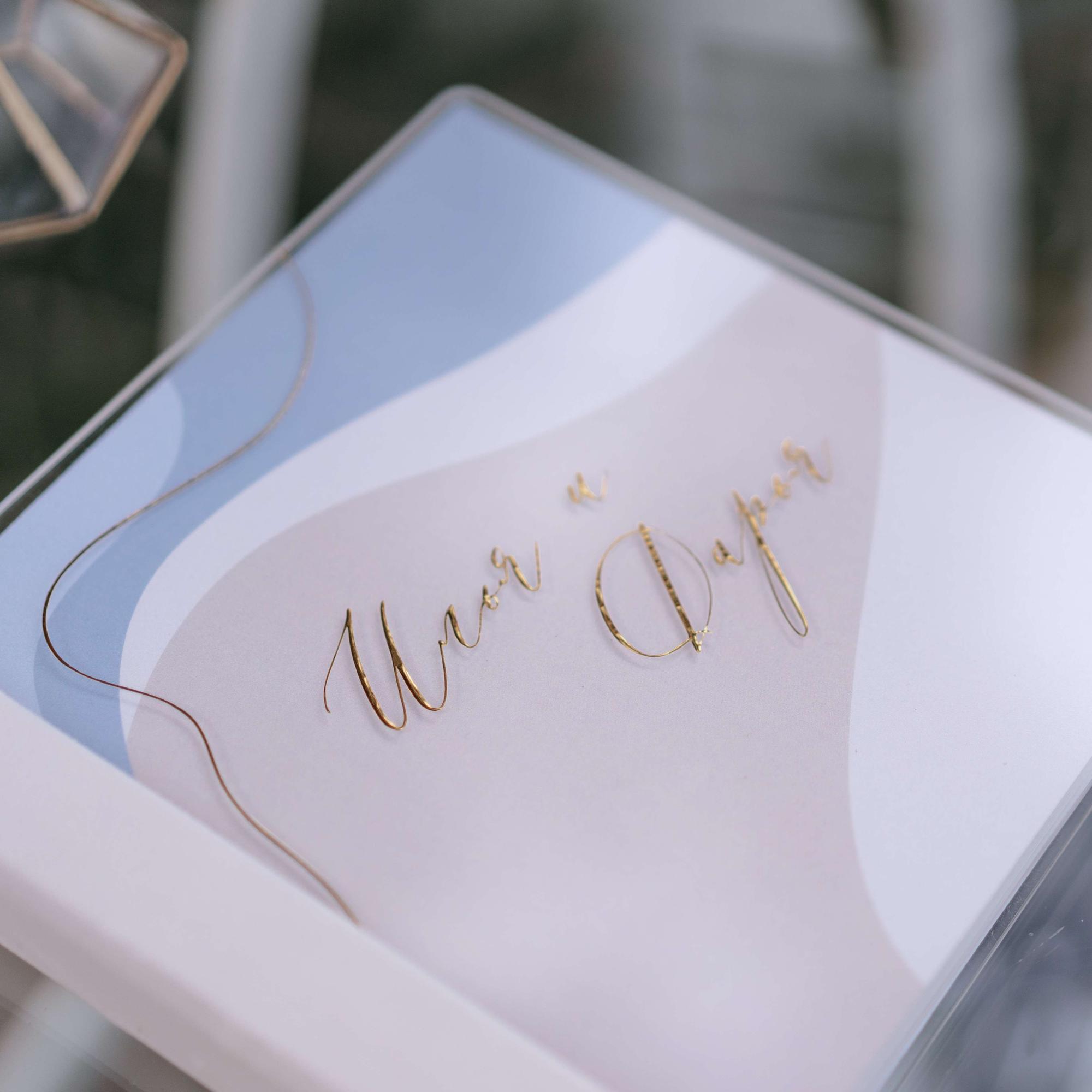 АЛЬБОМ С ОРГСТЕКЛОМ "ВОЛНА" ГОЛУБОЙ И ПУДРОВЫЙ