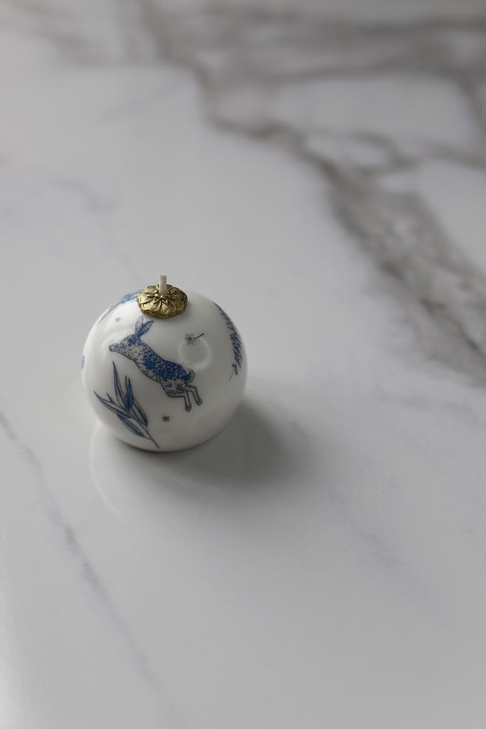 Декоративная свеча  | CERAMIC CANDLES  х  RABBIT | 100 гр.