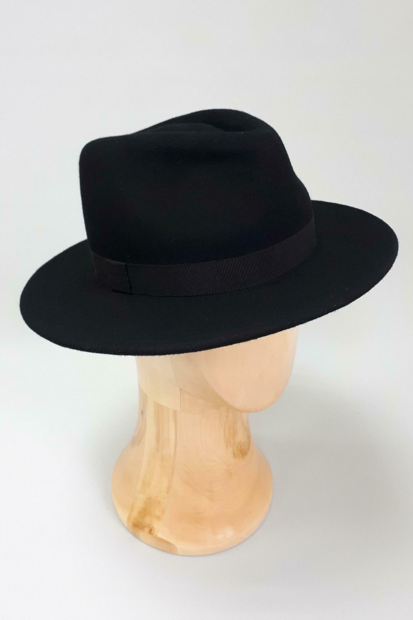 Фетровая шляпа Федора остроносая. Цвет черный