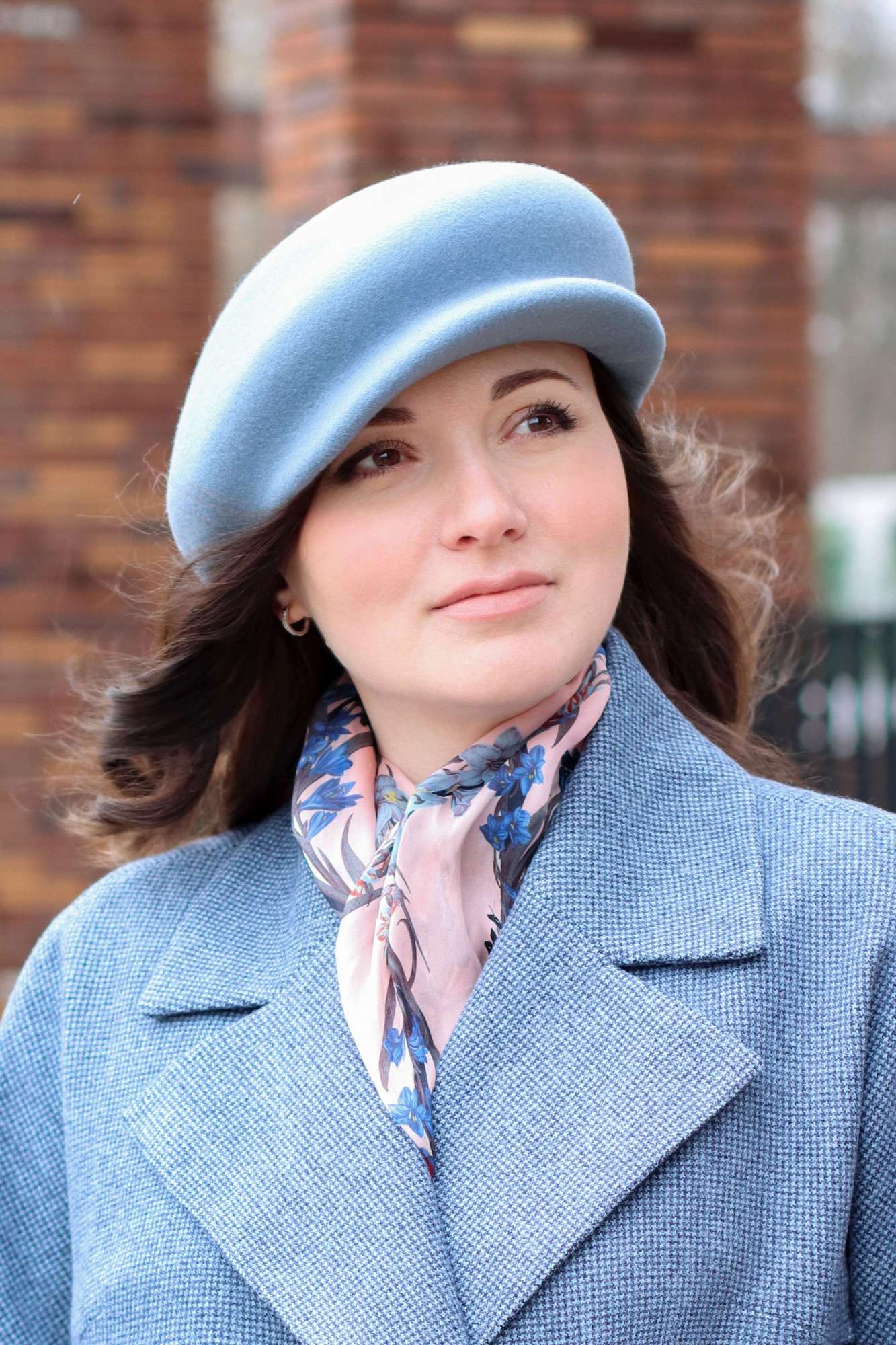 Кепка хулиганка. Цвет серо-голубой