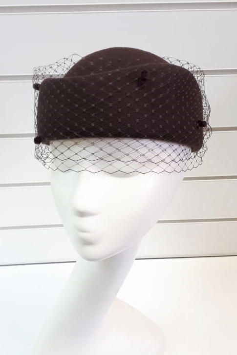 Фетровая шляпка-пилотка Standart с вуалью. Цвет шоколад