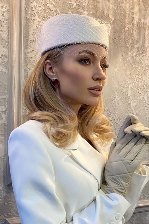 Свадебная шляпка-пилотка Elegance с вуалью