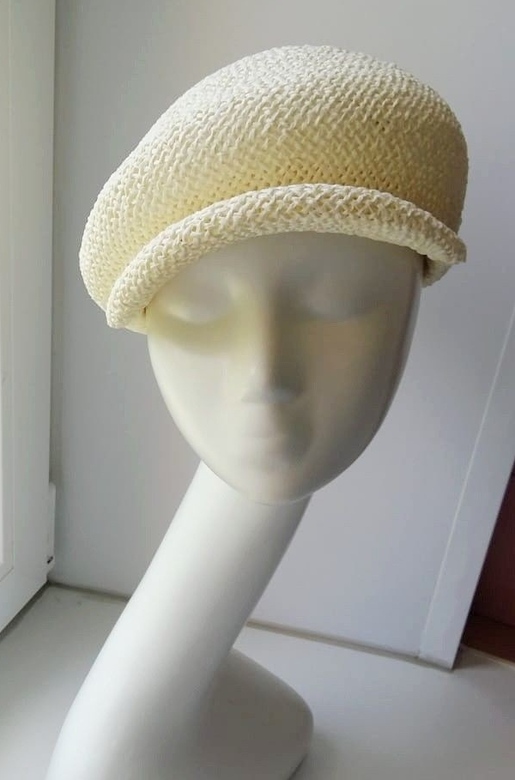 Соломенная кепка хулиганка. Цвет айвори