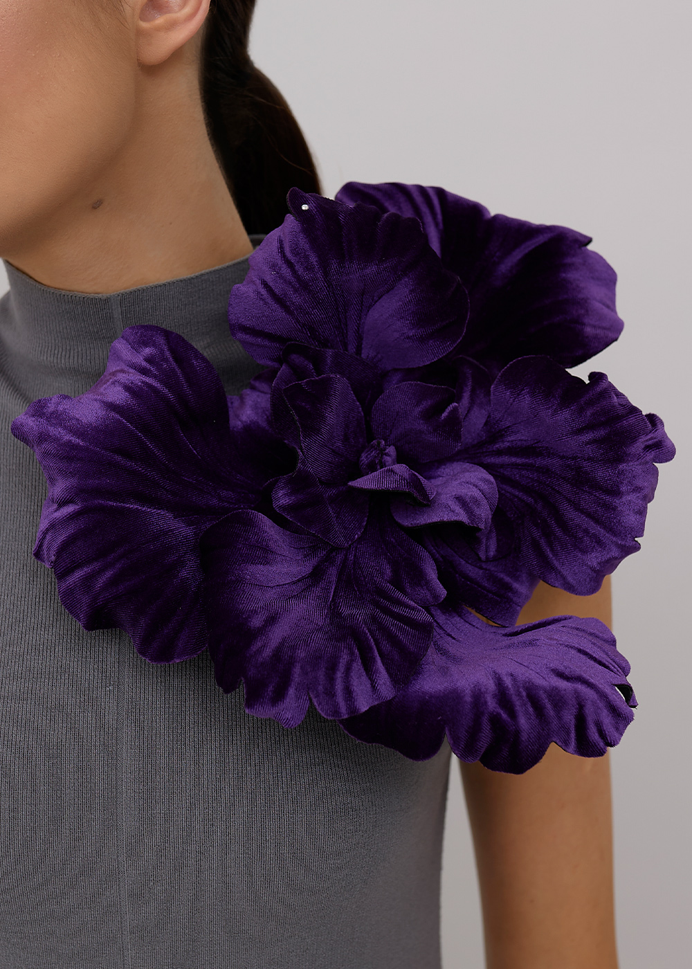 Flower of velvet amethyst 30cm
