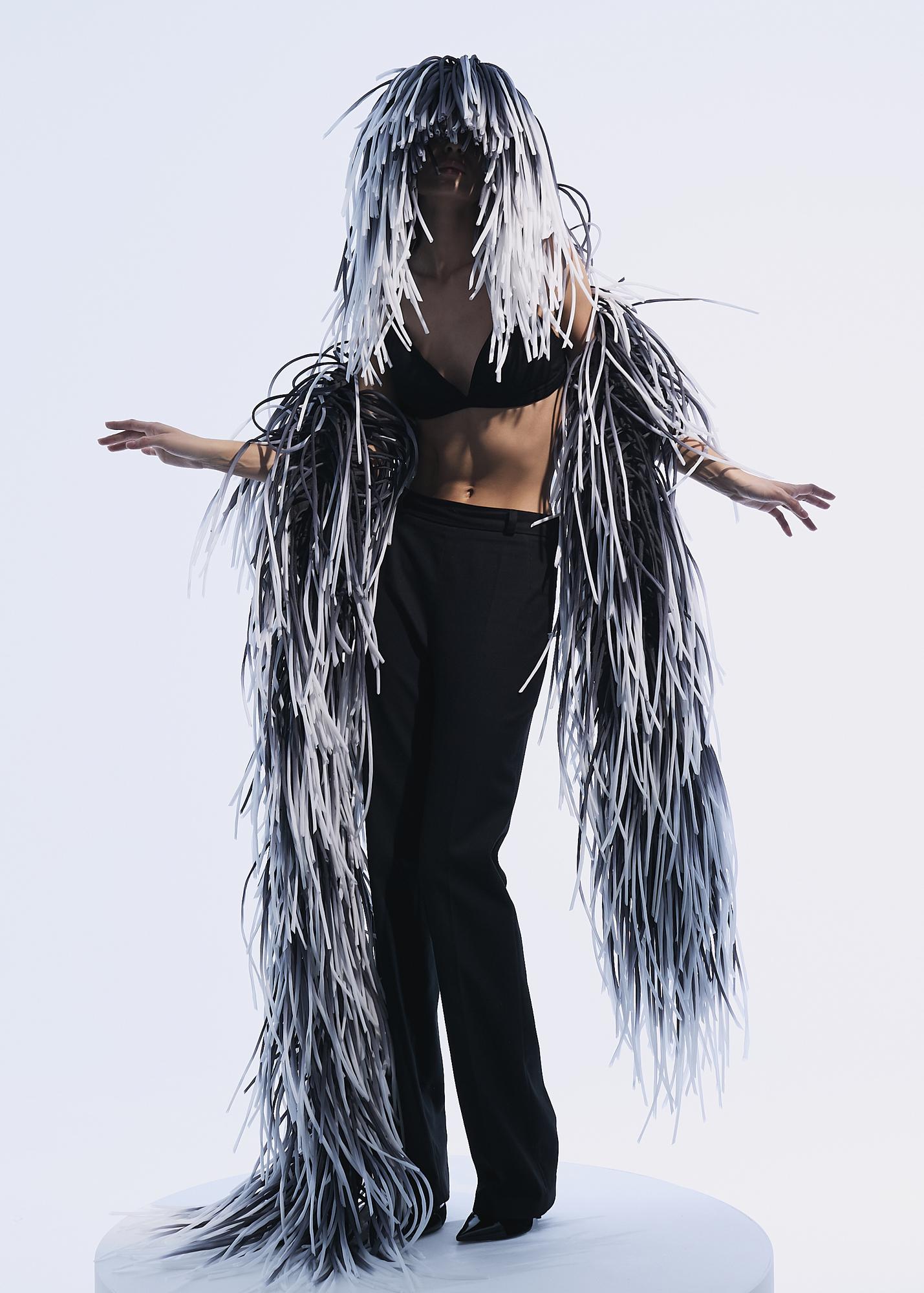 Boa Epheria, black and white degrade