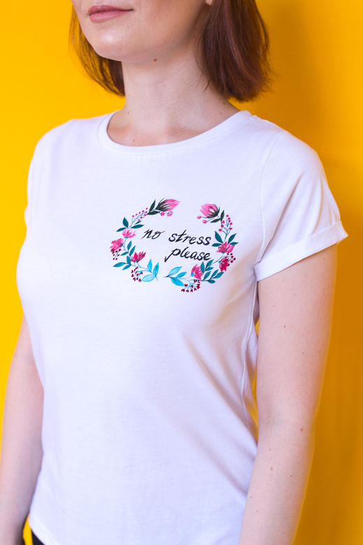 Футболка с росписью No Stress Please