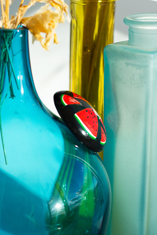 Брошь с росписью Арбузная