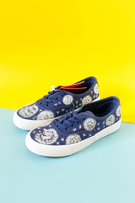 Синие тканевые кеды с росписью - Ежики-одуванчики