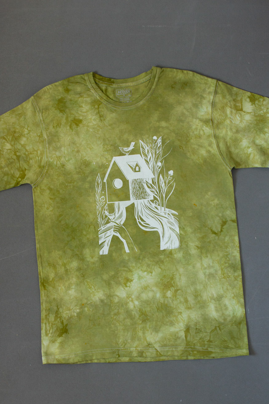 Футболка с шелкографией - В домике