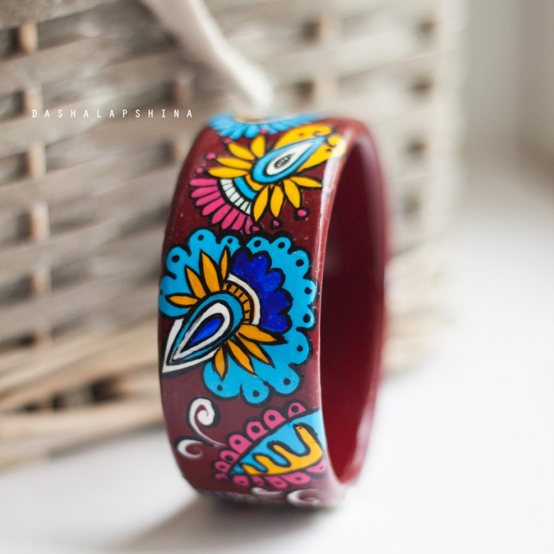 Браслет с росписью "Жизнь под микроскопом"